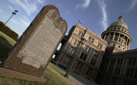 The Ten Commandments in Public is a Step Backward Over 2000 Years
